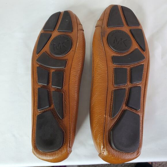 Michael Kors Fulton Moc Ballet Flat Shoes Sz 9M Saffiano Leather Tan Slip On - Picture 13 of 15